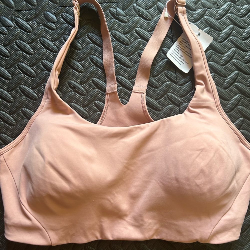Lululemon All Powered Up Sports bra in pink 36C